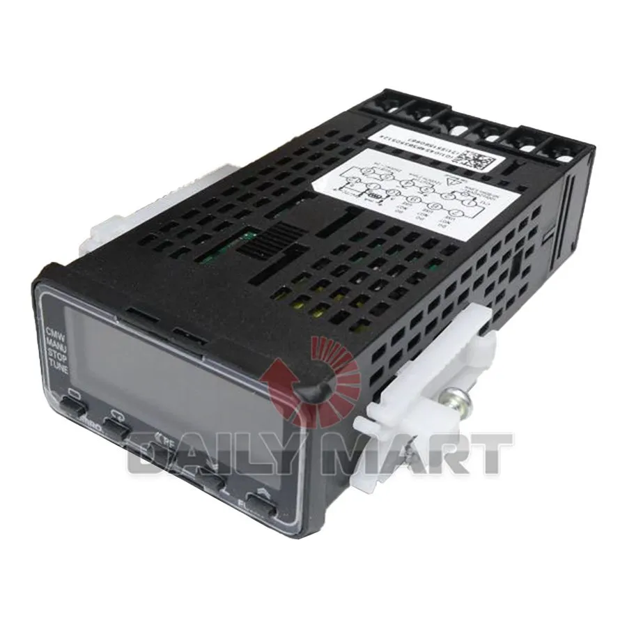 Датчик температуры OMRON E5GC-QX1A6M-000 Temperature Controller 100-240VAC