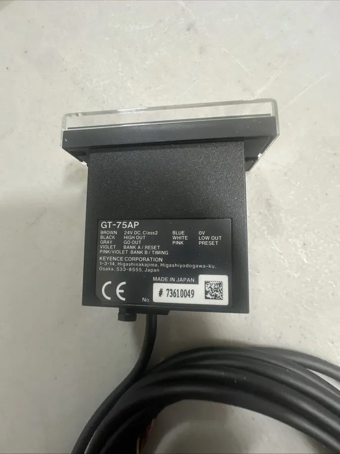Датчик keyence Laser displacement sensor GT-75AP — фото лота 2