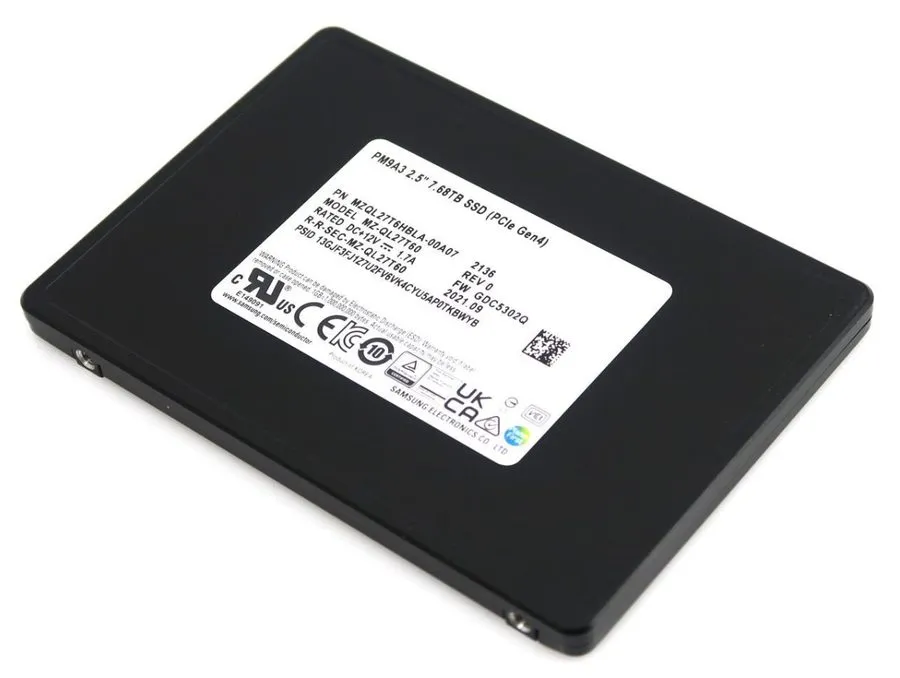 SSD-накопитель MZ-QL27T60 Samsung PM9A3 7.68TB PCIe Gen4 NVMe U.2 2.5'' SSD MZQL
