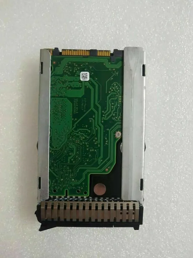Жёсткий диск IBM/LENOVO 00NA252 00NA251 00NA255 900GB 10K 12Gbps G3HS 2.5" SAS H
