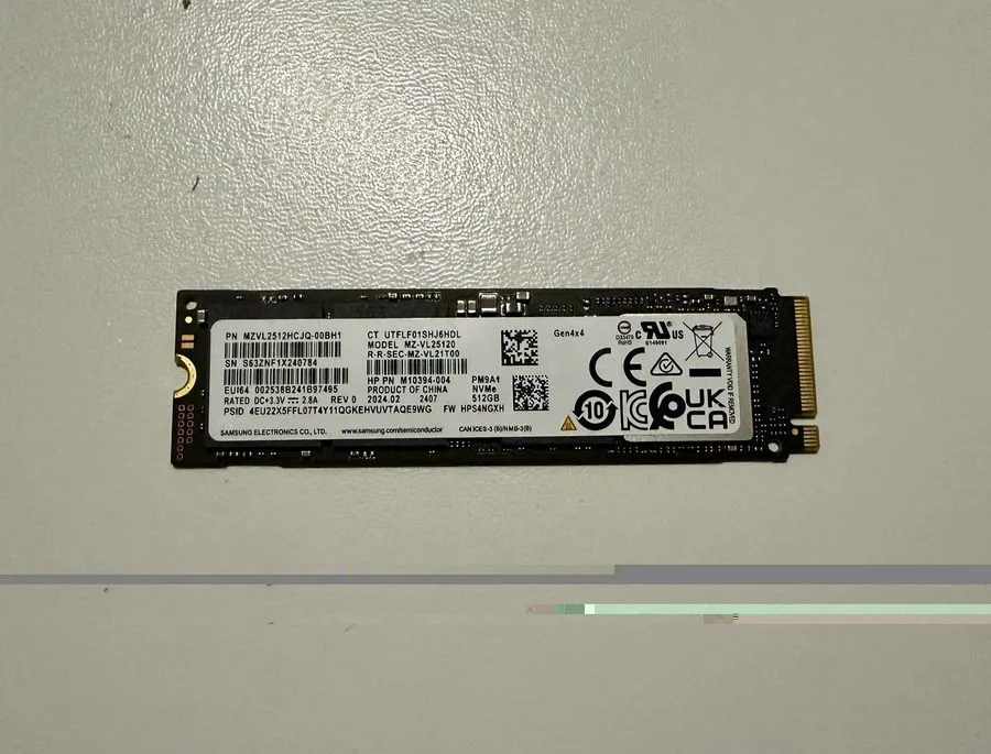 SSD-накопитель Samsung PM9A1 512GB NVMe Gen4x4 M.2 Internal SSD Black MZVL2512HC