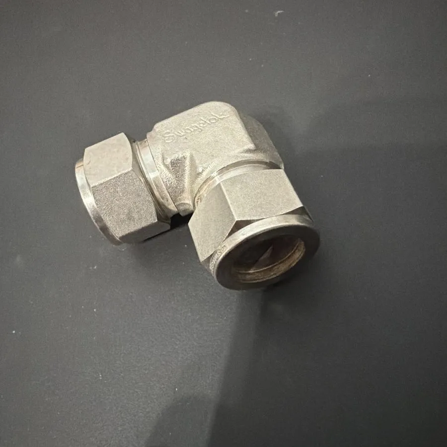 Фитинг Swagelok SS-1210-9 Stainless Steel Swagelok Tube Fitting FNSP