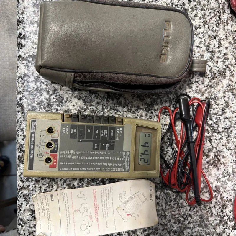 Мультиметр Vintage Fluke 8020 B Multimeter W/Leads