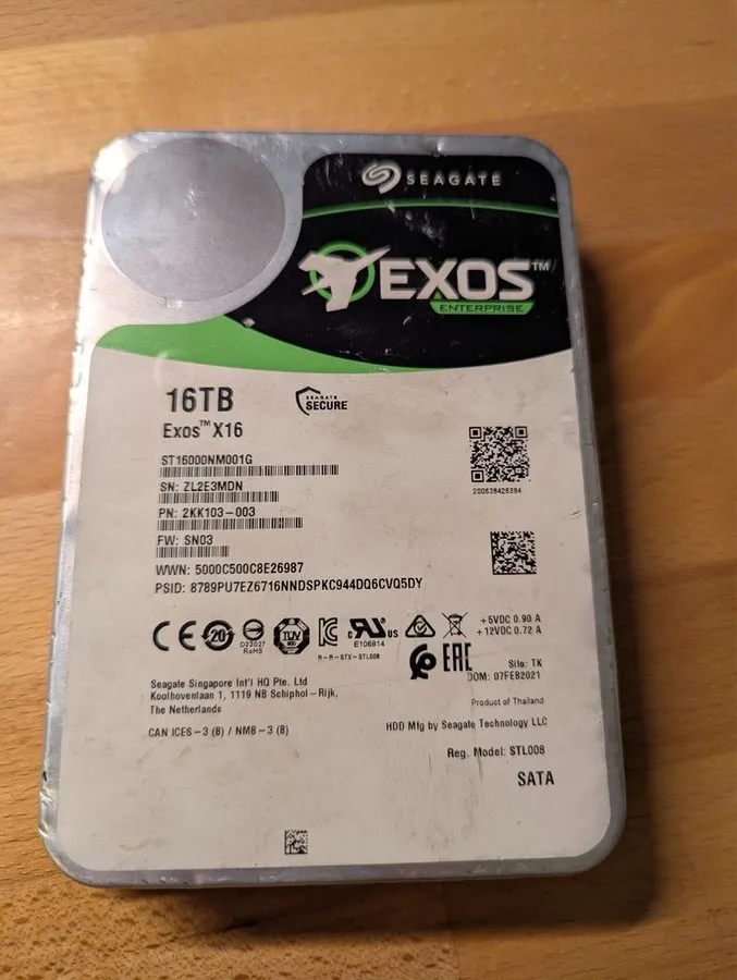 Жёсткий диск ST16000NM001G Seagate Exos X16 16TB SATA 7.2K RPM 512e 6GB/s 3.5" H