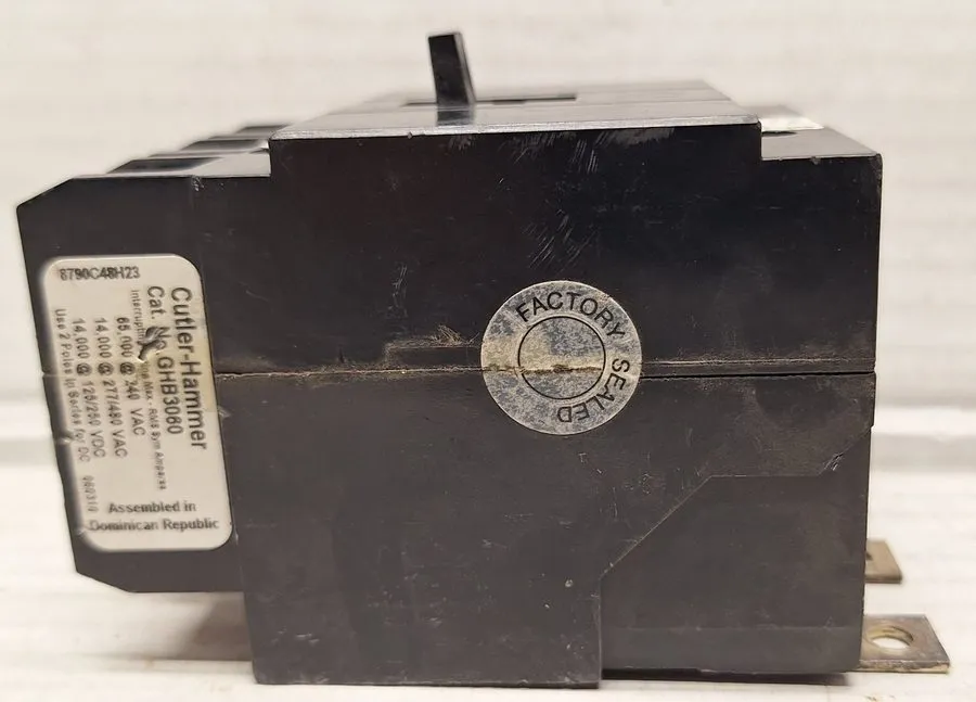 Автоматический выключатель EATON WESTINGHOUSE GHB3060 3 POLE 60 AMP 480v CIRCUIT