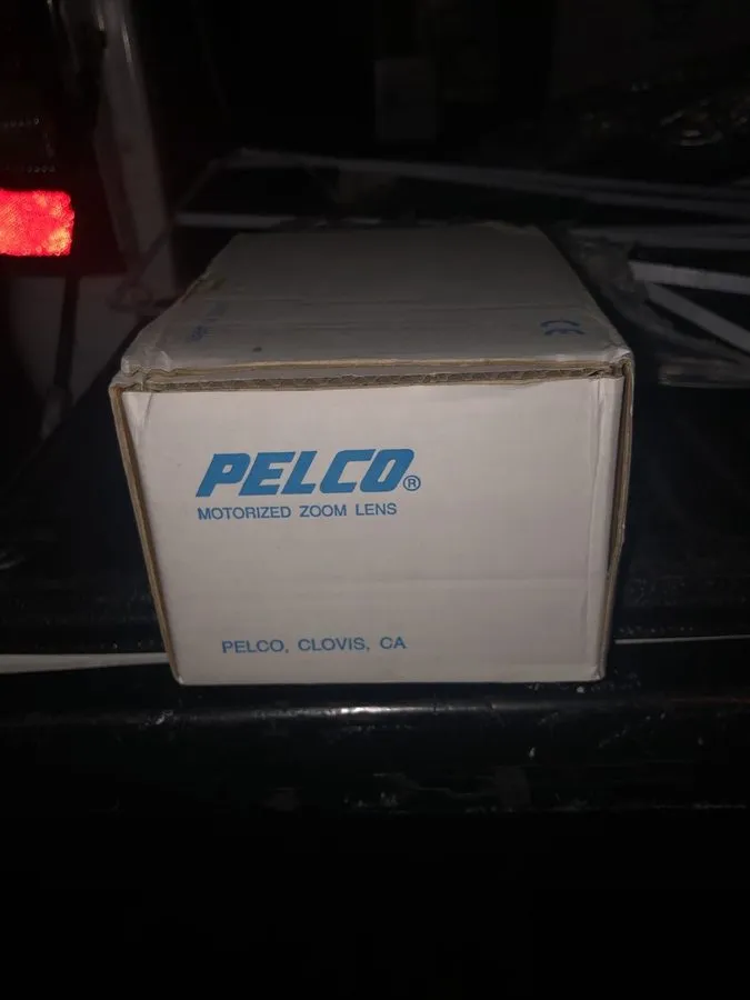 Объектив Pelco 13ZD5 6X20 Motorized Zoom Lens Camera — фото лота 1
