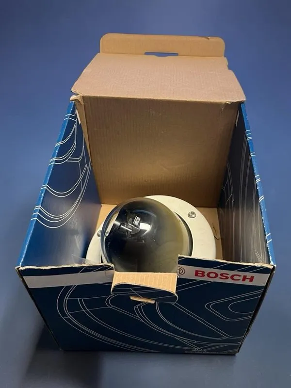 Камера Bosch NIN-63023-A3-A Flexidome IP Starlight 6000 Dome 2MP HDR Security Ca — фото лота 3