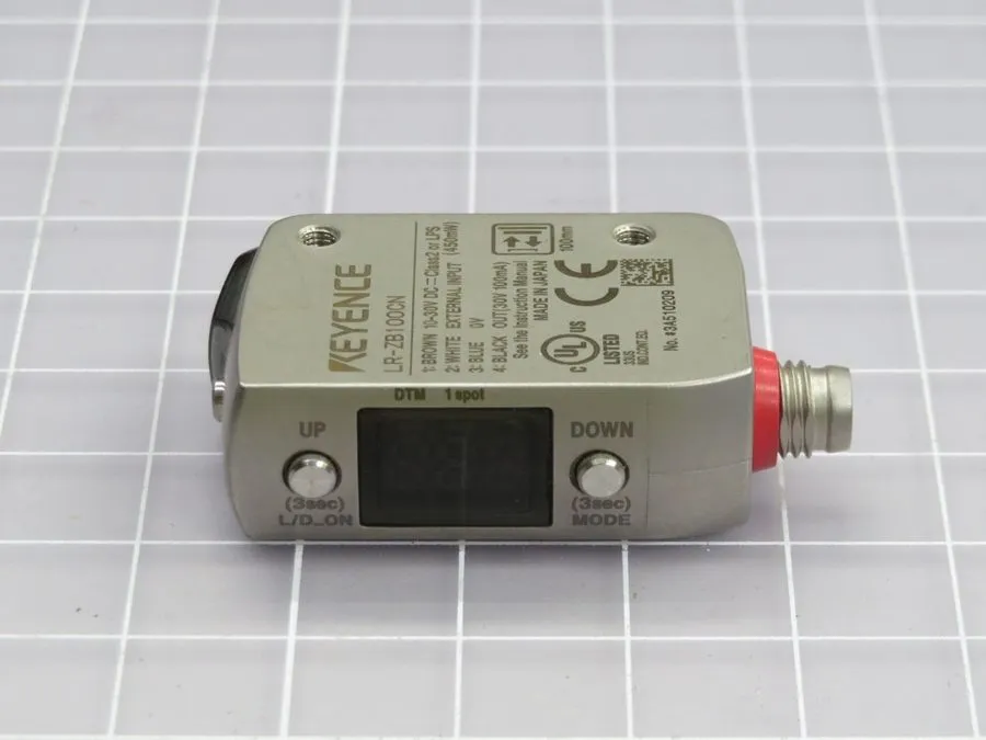 Датчик KEYENCE LR-ZB100CN Laser Sensor.