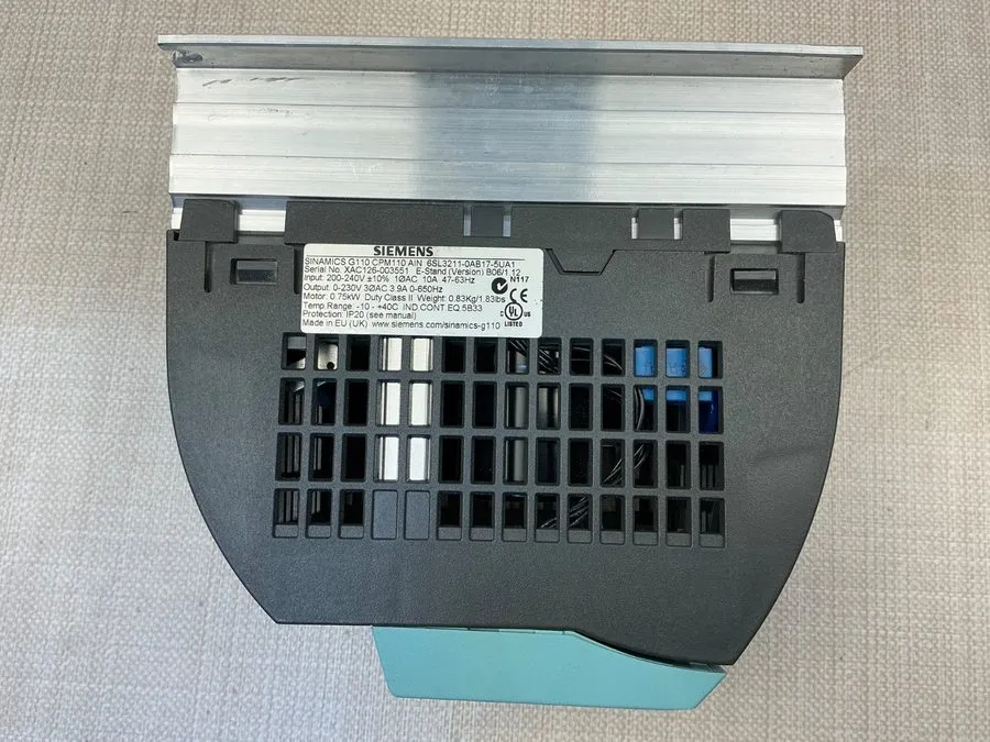 Частотный преобразователь Siemens SINAMICS G110 0.75kW VFD Inverter 6SL3211-0AB1