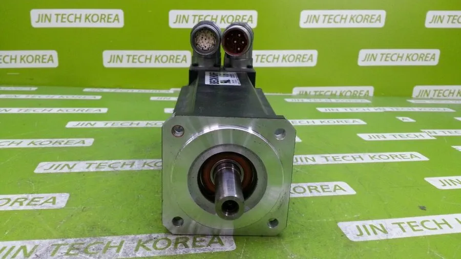 Серводвигатель BECKHOFF AM3033-0E30-0000 Brushless Synchronous Servo Motor
