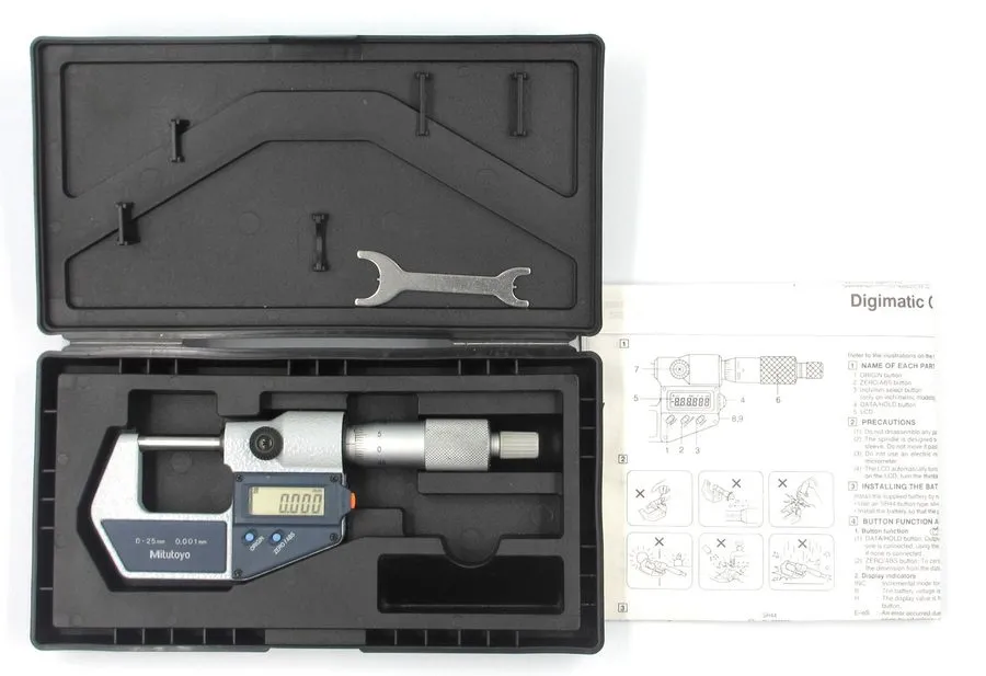 Микрометр Mitutoyo 293-421-20 MDC-25M Digital Micrometer 0-25mm/0-1" Japan Tool