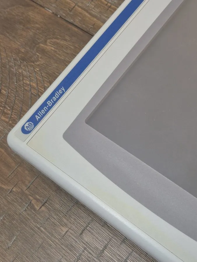 Панель оператора AB 2711P-T12C4D1 PanelView Plus 1200 touch screen glass panel — фото лота 2