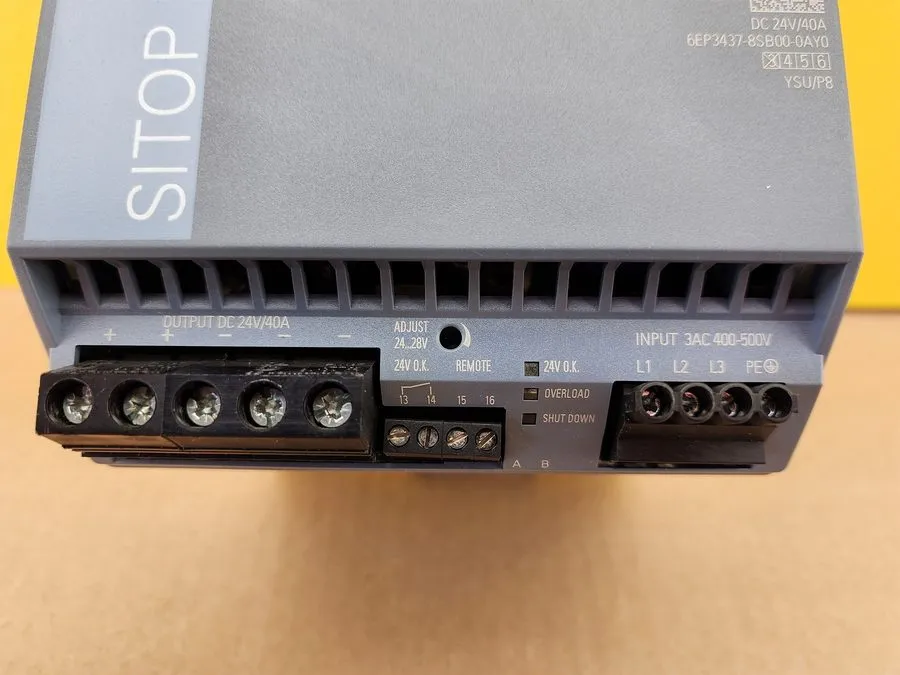 Блок питания Siemens 6EP3437-8SB00-0AY0 24VDC 40A Power Supply, SITOP PSU8200