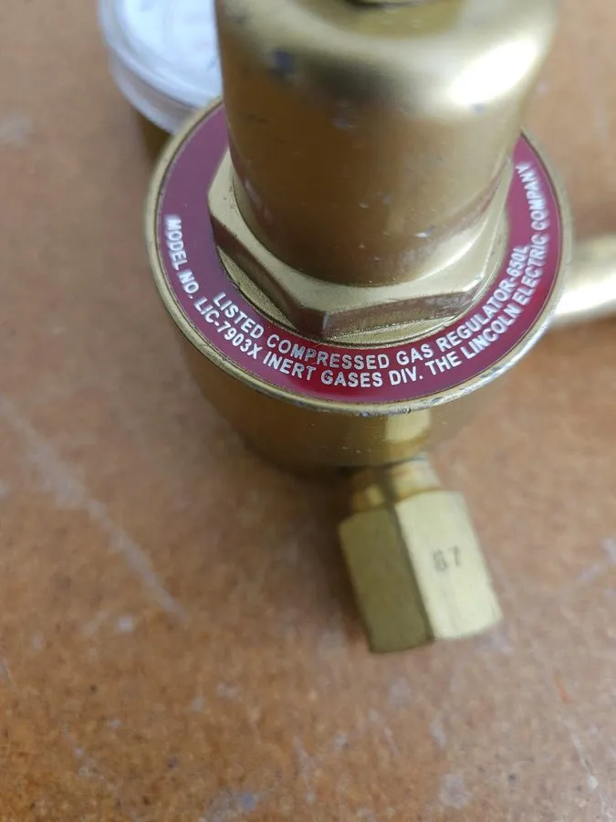 Сварочное оборудование Harris LIC-7903X Inert Gas Regulator