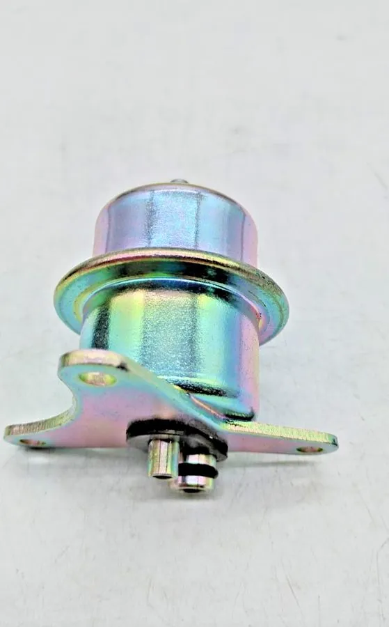 Трубопроводная арматура Fuel Injection Pressure Regulator WVE 5G1138