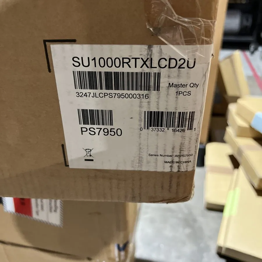 Стойка/шкаф Tripp Lite SmartOnline 1000VA 900W Double Conversion UPS 120V SU1000