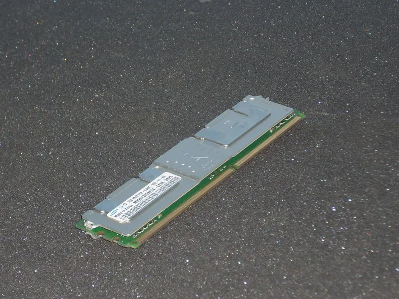 Модуль памяти Dell PowerEdge 1950 RAM 1GB // SAMSUNG M395T2953EZ4-CE66