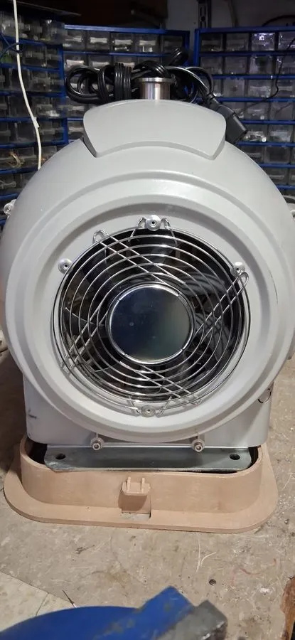 Насос Agilent Technologies IDP-15 Dry Scroll Vacuum Pump 1884 Hrs — фото лота 1
