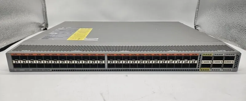Объектив Cisco N2K-C2348UPQ-10GE 48-Port 10GE SFP+ 6x 40G QSFP Fabric Extender — фото лота 2