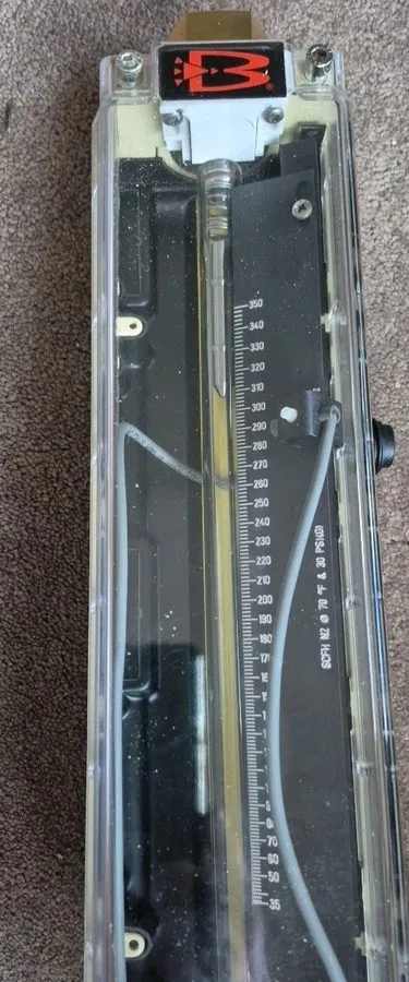 Расходомер BROOKS INSTRUMENT GT 1000- 1020NJ1Q1AA2F9CA0001 FLOWMETER — фото лота 1