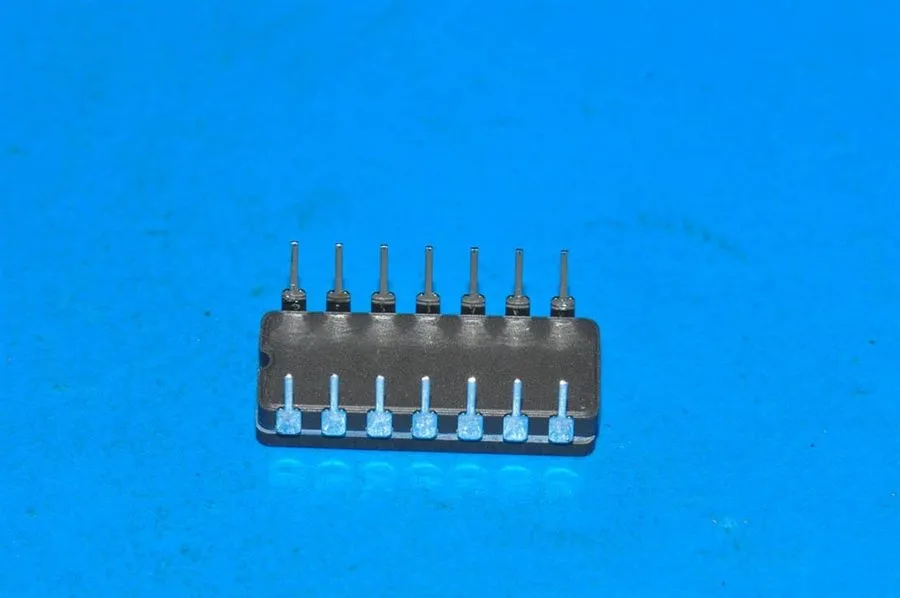 Микросхема CD40106BF TEXAS INSTRUMENTS IC Logic — фото лота 1