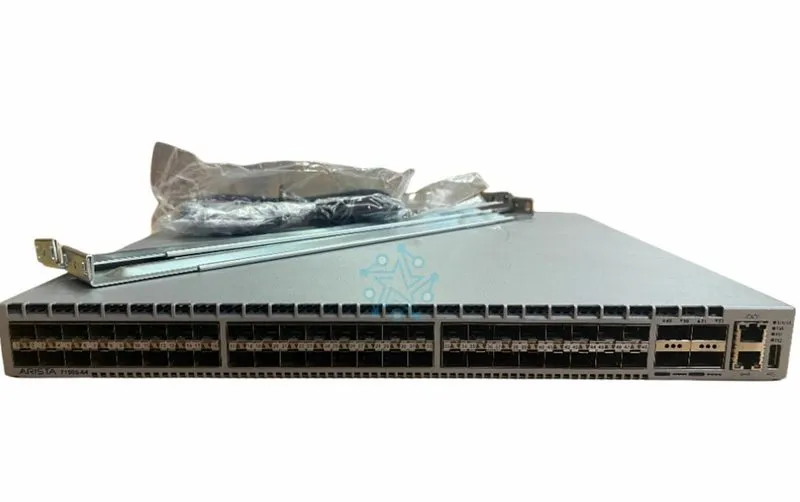 Коммутатор Arista DCS-7150S-64 48-Port 10GbE SFP+ 4x40GbE QSFP+ Switch Powers On