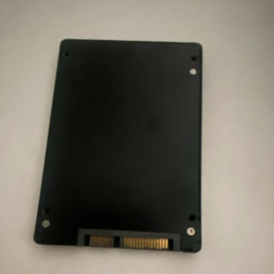 SSD-накопитель Micron 2TB SATA MTFDDAK2T0TBN 1100 SATA 6Gb/s SSD MTFDDAK2T0TBN-1