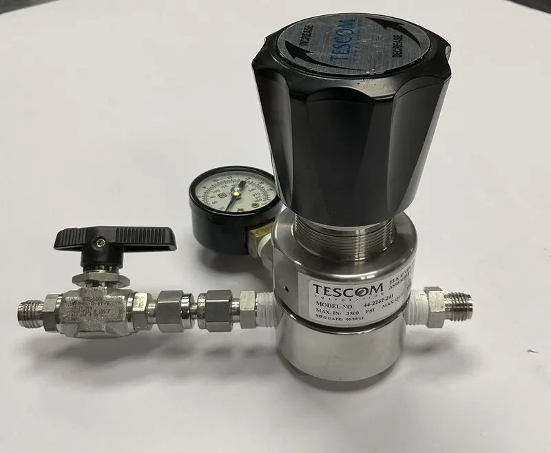 Трубопроводная арматура TESCOM MODEL 44-2262-241 PRESSURE REGULATOR — фото лота 2