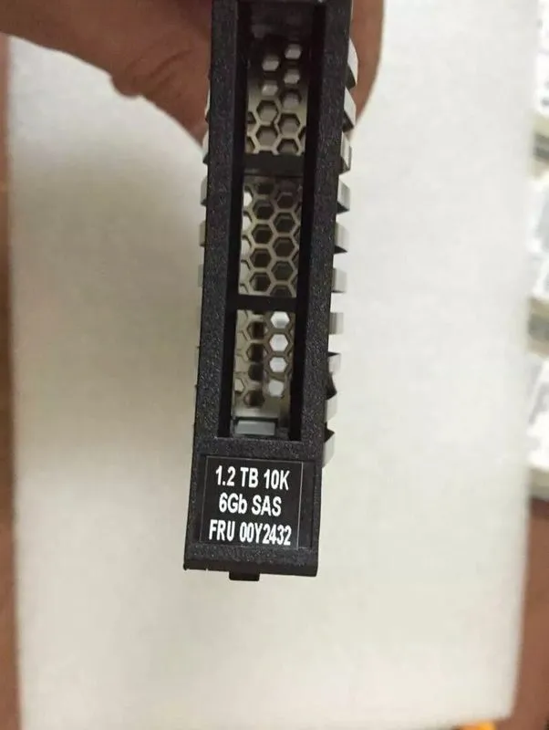 Жёсткий диск IBM 00Y5709 1.2TB 00Y2432 00Y5909 10K 6Gbs 2.5'' SAS Hard Drive HDD — фото лота 2