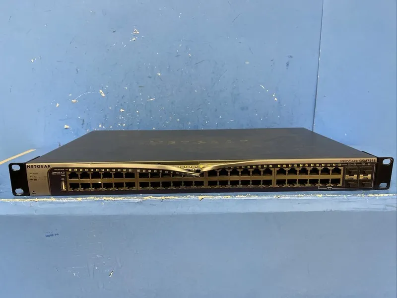 Коммутатор NETGEAR ProSafe GSM7248 48-Port Gigabit Managed Rackmount Switch SFP
