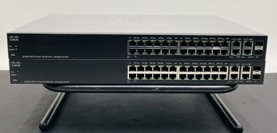 Коммутатор Cisco SF300-24PP 24-port Managed PoE+ Switch (no rackmount brackets)