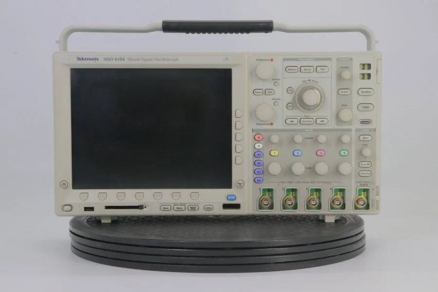 Осциллограф Tektronix MSO4104 1GHz 4 Channel 5GS/s Mixed Signal Oscilloscope