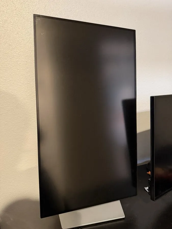 Монитор Dell UltraSharp U2722D 27" USB-C LED LCD Display QHD DELL-U2722D — фото лота 1