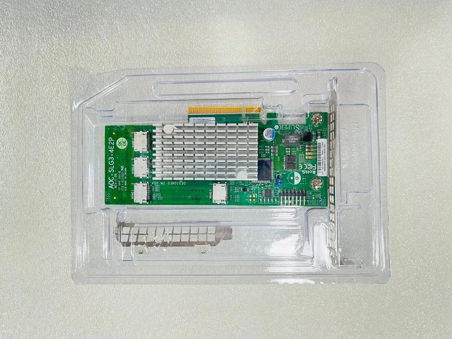 Кабель Supermicro AOC-SLG3-4E2P PCIe Add-On Card 6.4GB/s Quad-Port Gen-3 NVMe HB