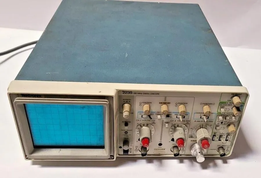 Осциллограф 2235