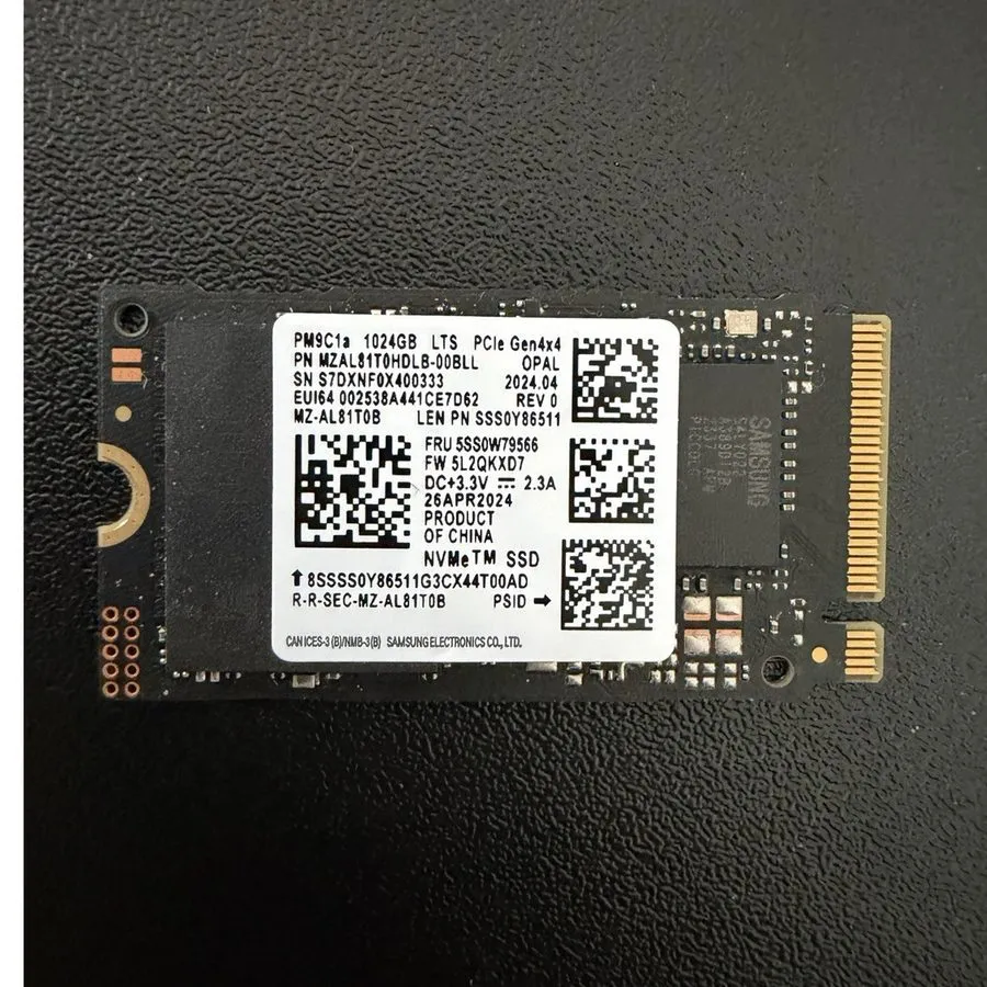 SSD-накопитель Samsung PM9C1a MZAL81T0HDLB 1024GB M.2 PCIe Gen4x4 NVMe OPAL Inte