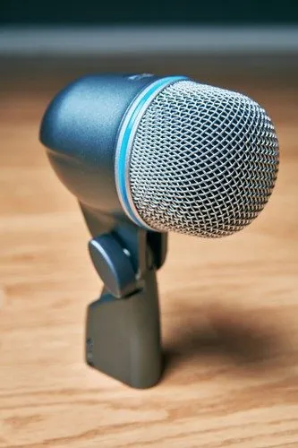 Микрофон Shure Beta 52A Dynamic Kick Drum Bass MICROPHONE Silver (BETA52A)