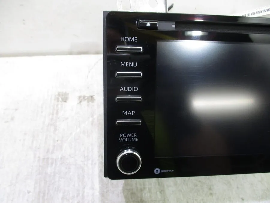 Дисплей 2019 2020 Toyota Sienna Radio Display Receiver Navigation 86140-08180 — фото лота 1