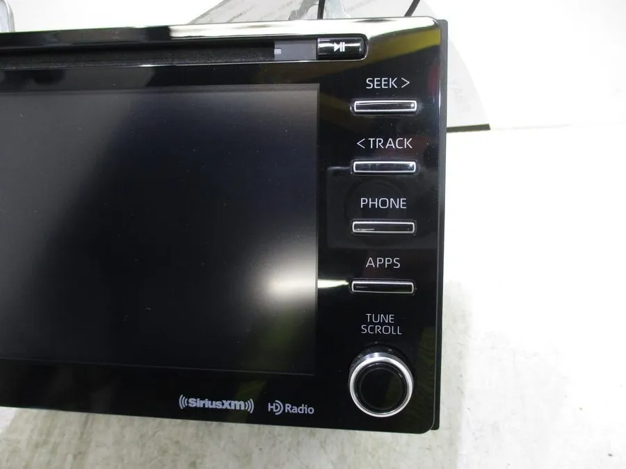 Дисплей 2019 2020 Toyota Sienna Radio Display Receiver Navigation 86140-08180 — фото лота 2
