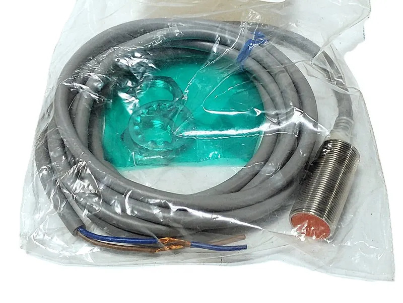 Датчик приближения Pepperl Fuchs FL7M-7T7HD-Z 905254 Inductive Proximity Sensor