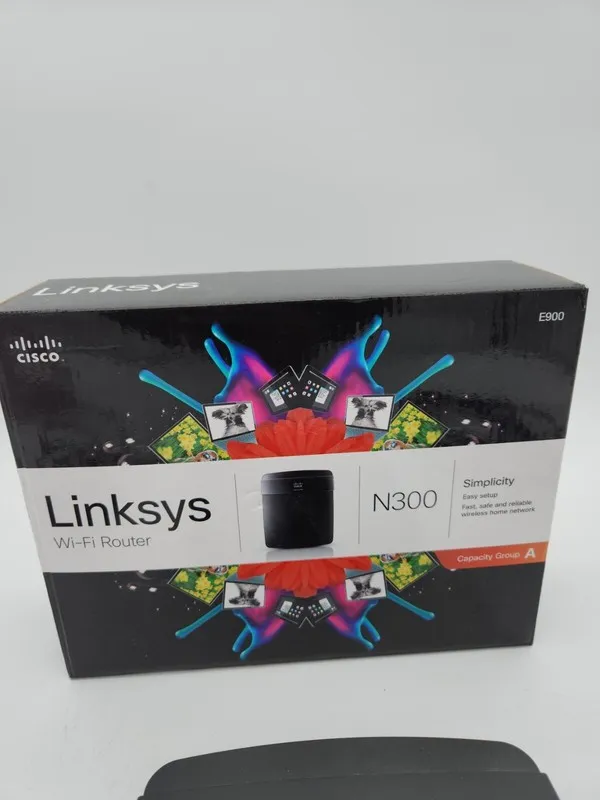 Маршрутизатор Linksys E900 300 Mbps 4-Port 10/100 Wireless N Router (E900-NP)