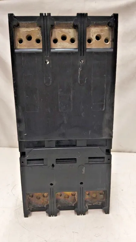 Автоматический выключатель SIEMENS LMXD63B700 SENTRON 700 AMP CIRCUIT BREAKER 3  — фото лота 2