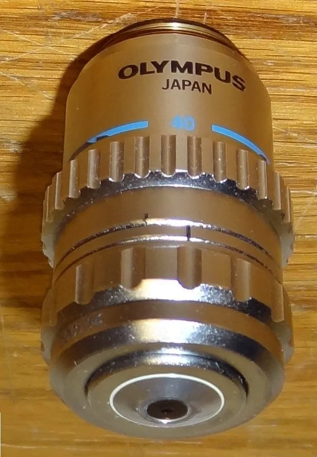 Объектив микроскопа Olympus D Plan APO 40X UV Microscope Objective160mm TL — фото лота 1