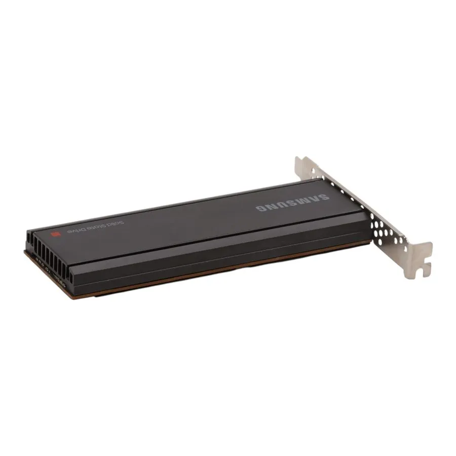 SSD-накопитель Dell Samsung PM1735 6.4TB SSD PCIE 4.0 NVME MZ-PLJ6T40 MZPLJ6T4HA