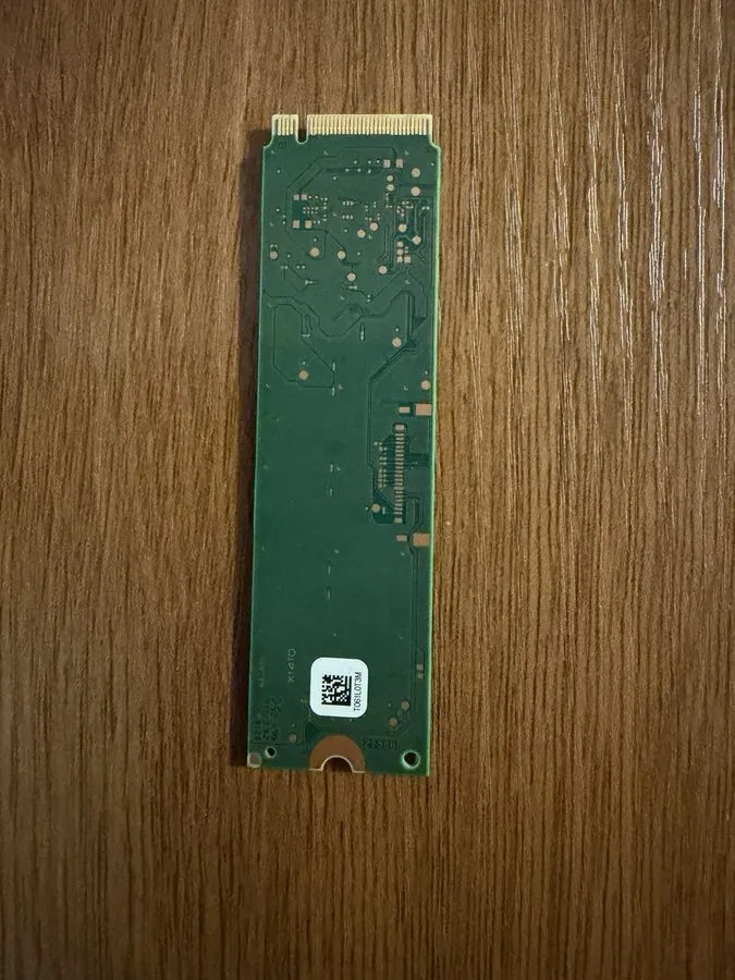 SSD-накопитель Micron 512Gb SSD M.2 2280 NVMe Gen3 x4 Solid State Drive MTFDHBA5 — фото лота 1