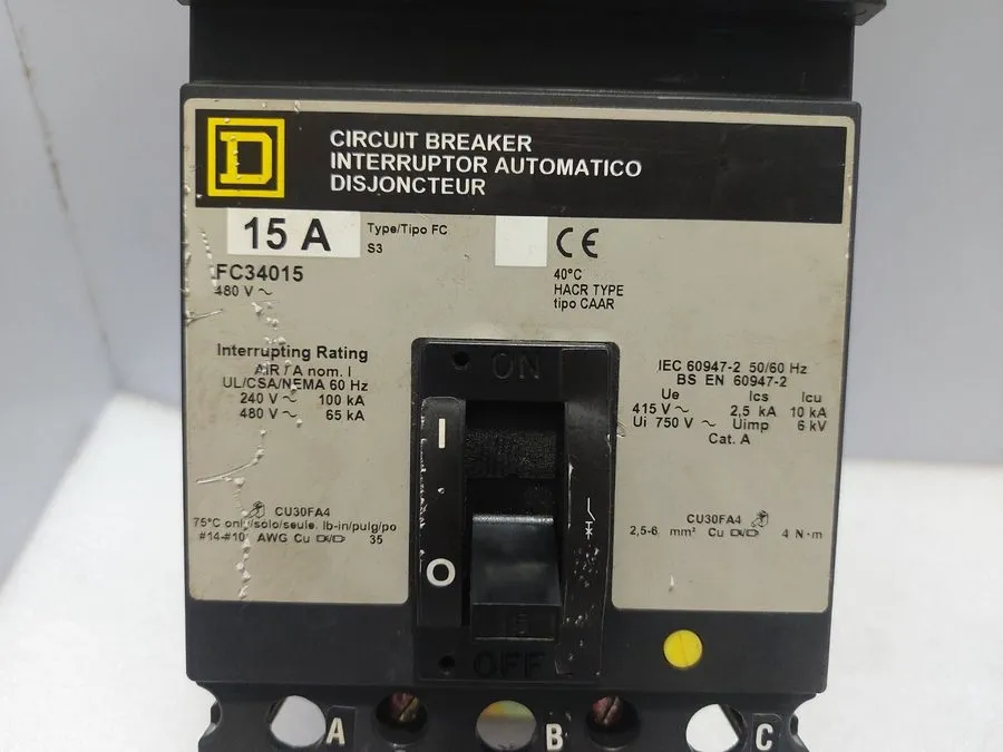 Автоматический выключатель Square D FC34015 Circuit Breaker 15 Amp, 3 Pole, 480V