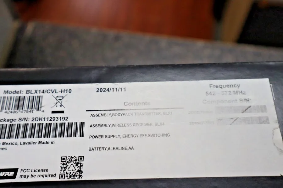 Микрофон Shure BLX14/CVL-H10 Wireless Presenter System with CVL Lavalier Microph