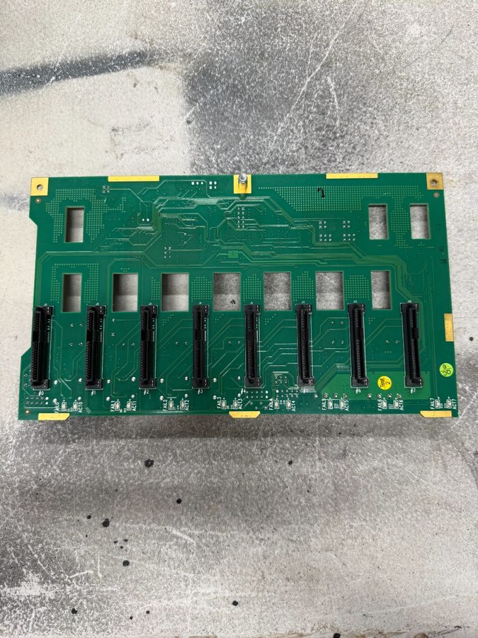 Бэкплейн Supermicro SAS743TQ 8-Port 3.5" SAS/SATA 6Gbps 4U Backplane
