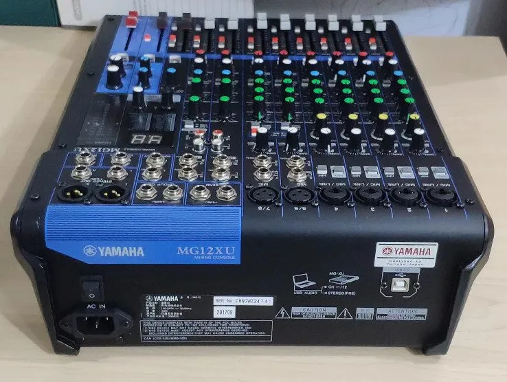 Микшерный пульт YAMAHA mixing console MG12XU