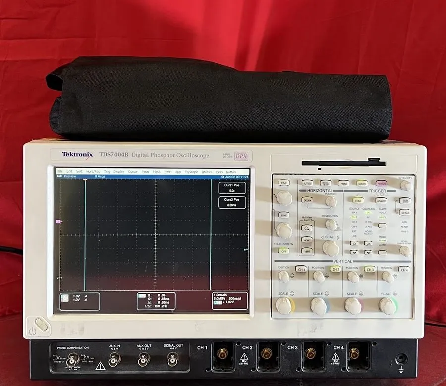 Осциллограф Tektronix TDS7404B Oscilloscope,4GHz,20GS/s,4CH